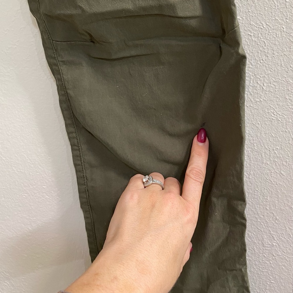 The North Face Men's Green Cargo Pants - Picture 8 of 8